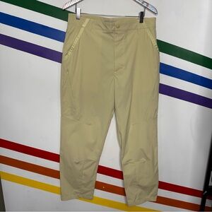 Standard cloth nylon pants size medium
